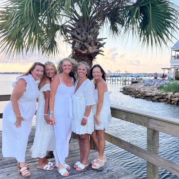 Meet your Posher, TerriLynn - Picture 9 of 13